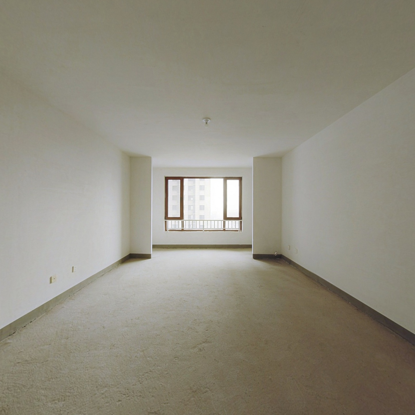 南北通透，楼层好，采光充足，视野开阔。。。。。。。