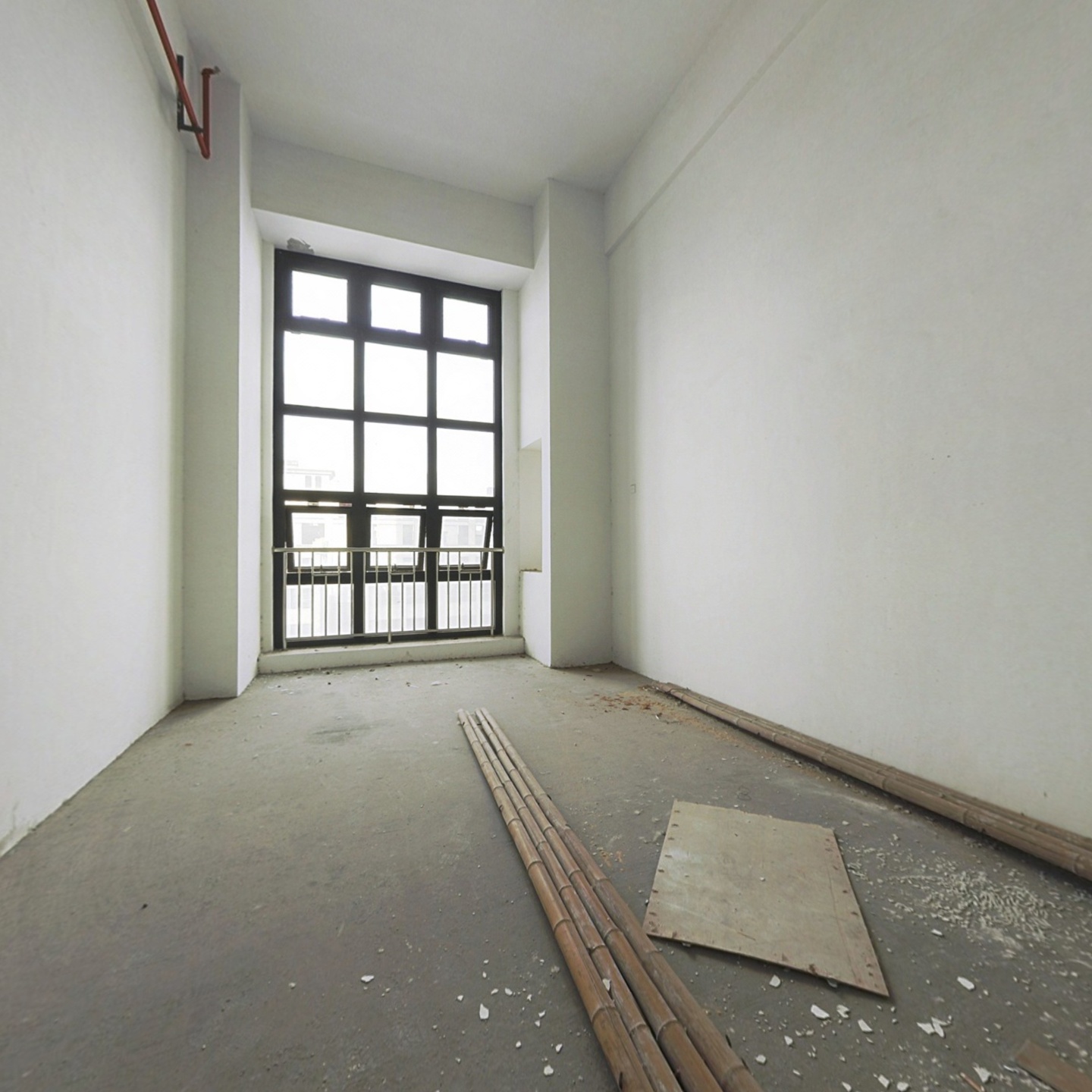 网红式现代loft公寓毛坯房楼层高