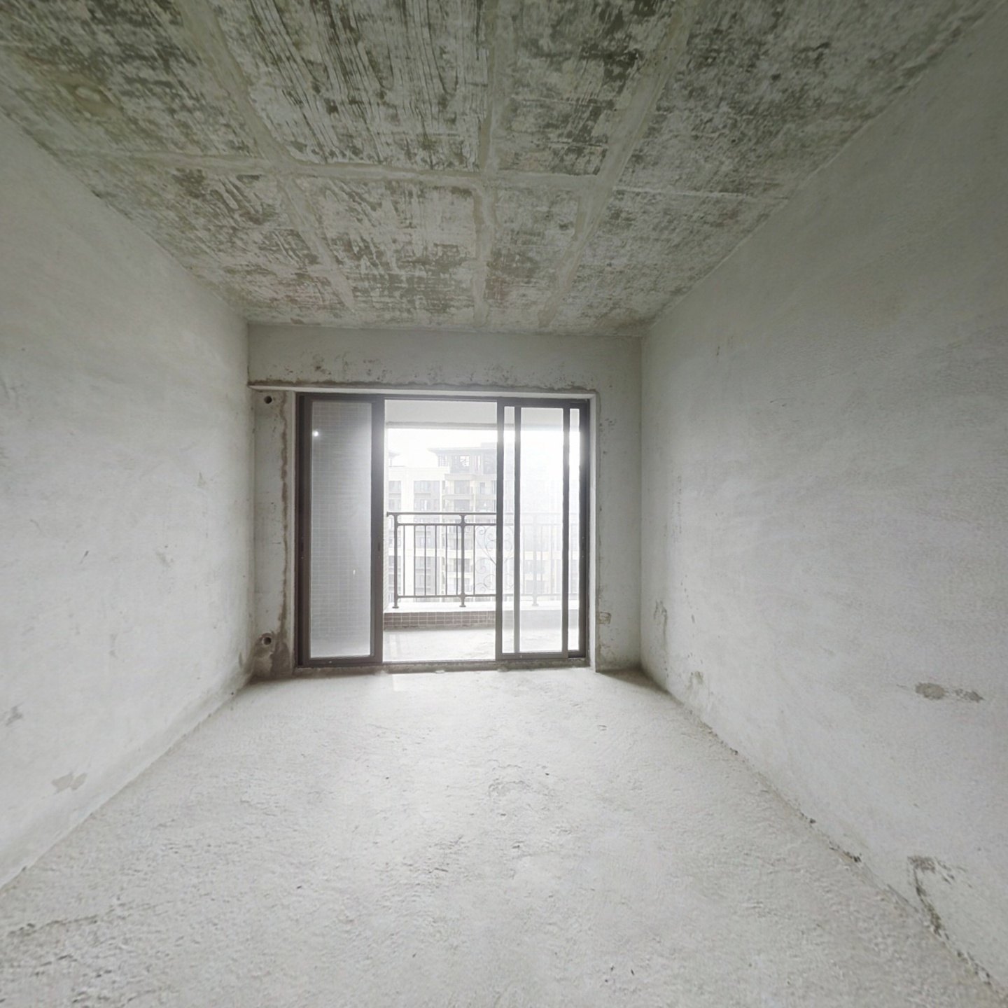 三水保利花园,高楼层,实用南向毛坏三房,低价出售-佛山三水保利中央