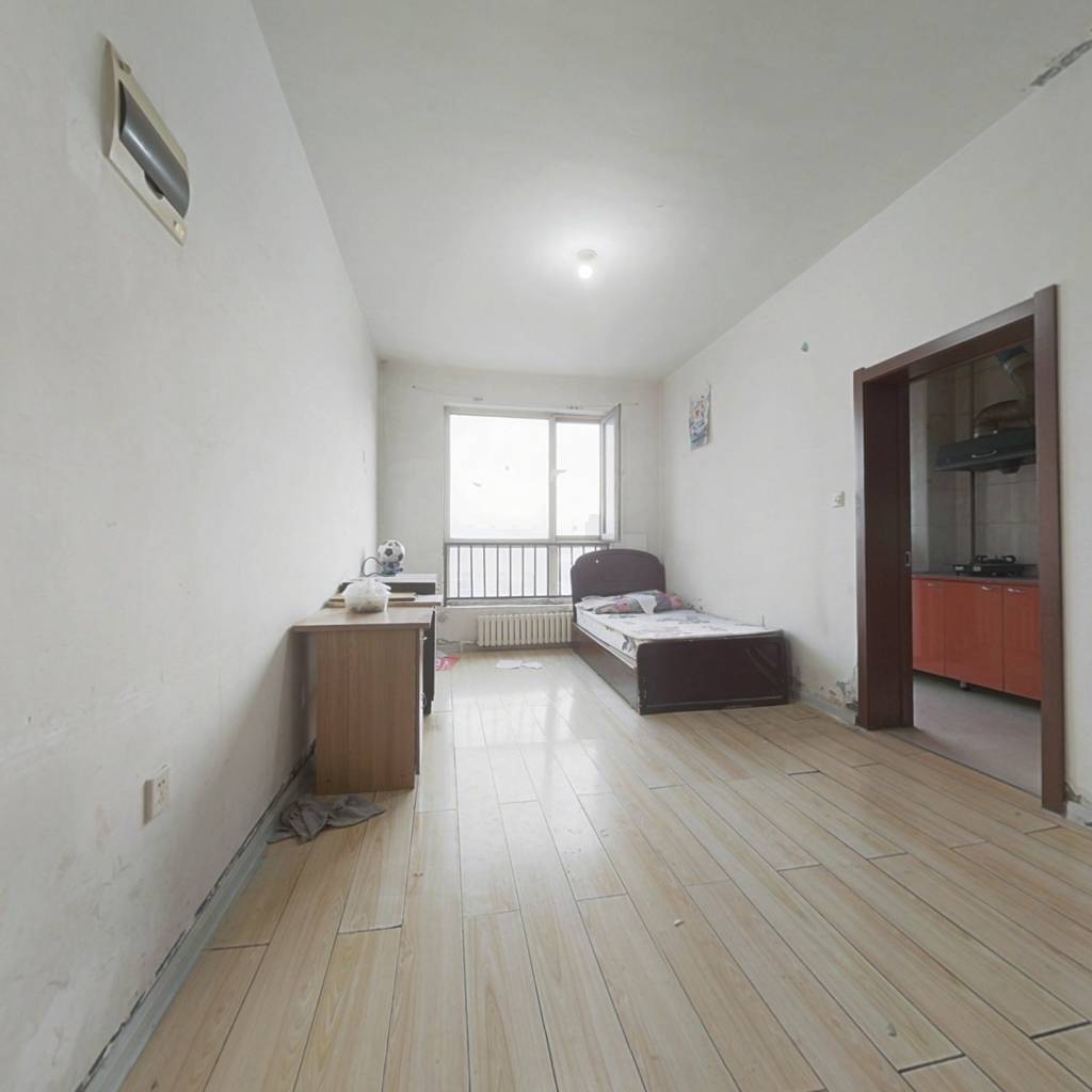哈尔滨新区，一室简单装修，可拎包就住。