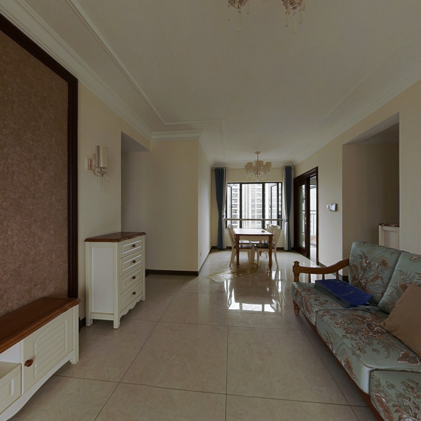 恒大城116平三房两厅精装修