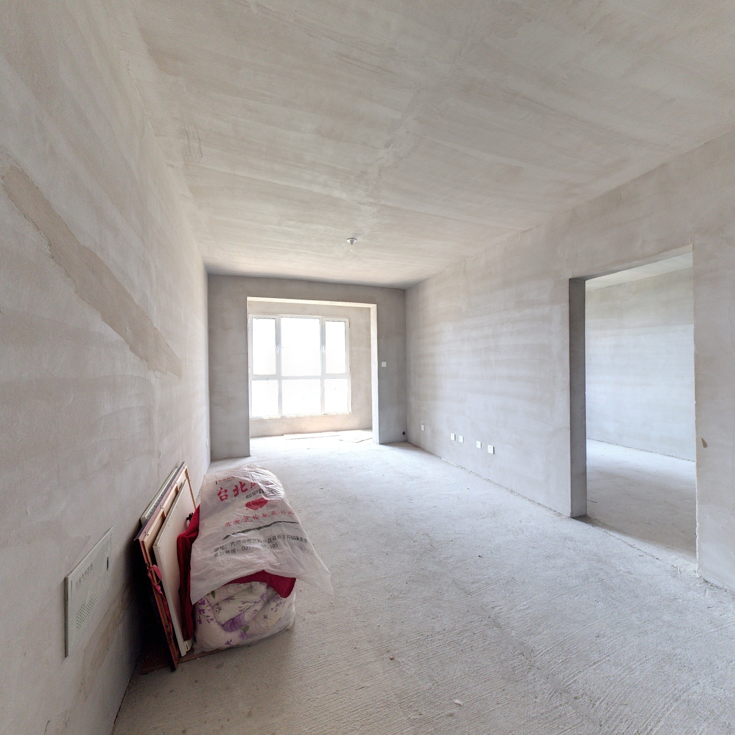 全南向两居 随时可看 有钥匙，采光上午没有影响