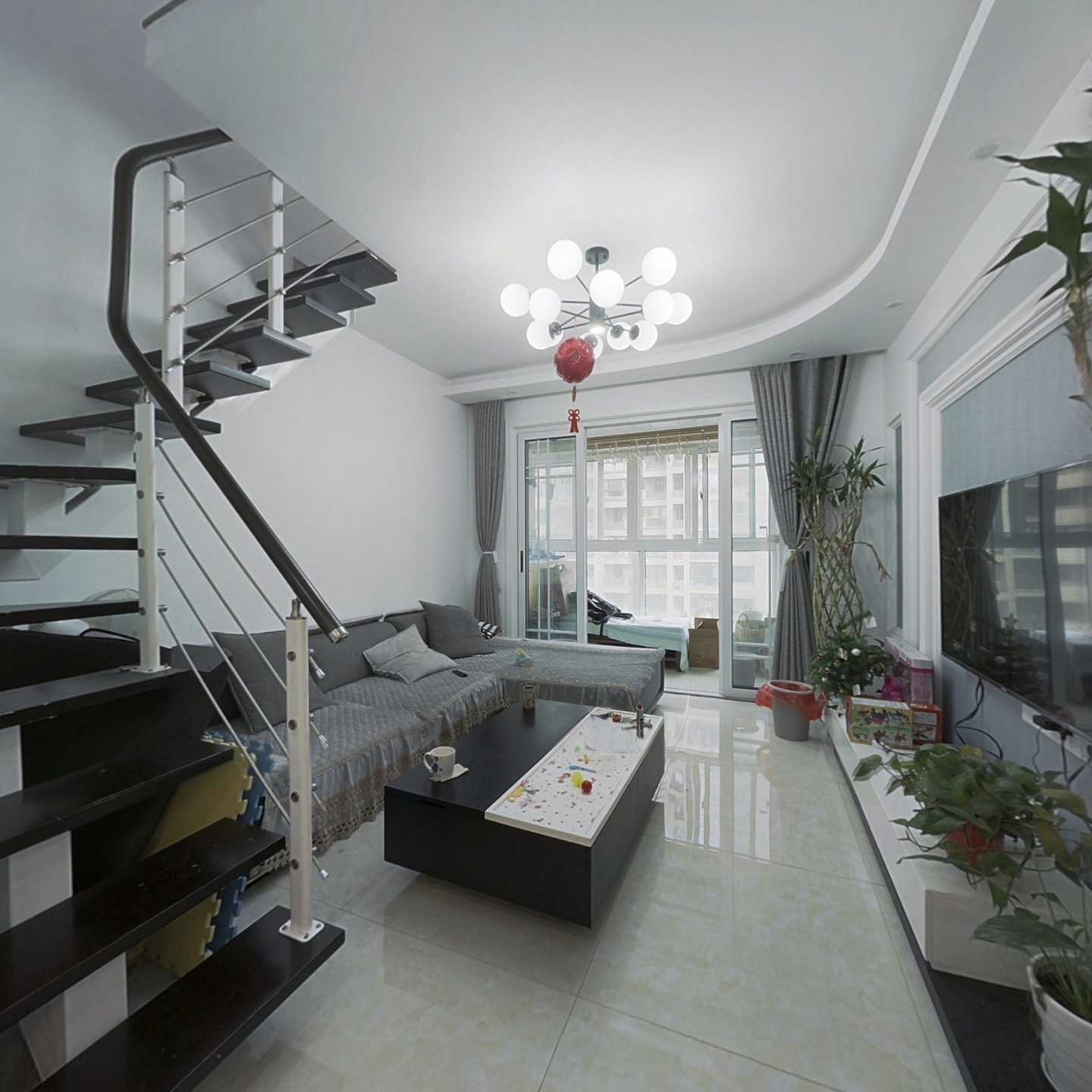 动静分离 上下二层复式房 使用率高