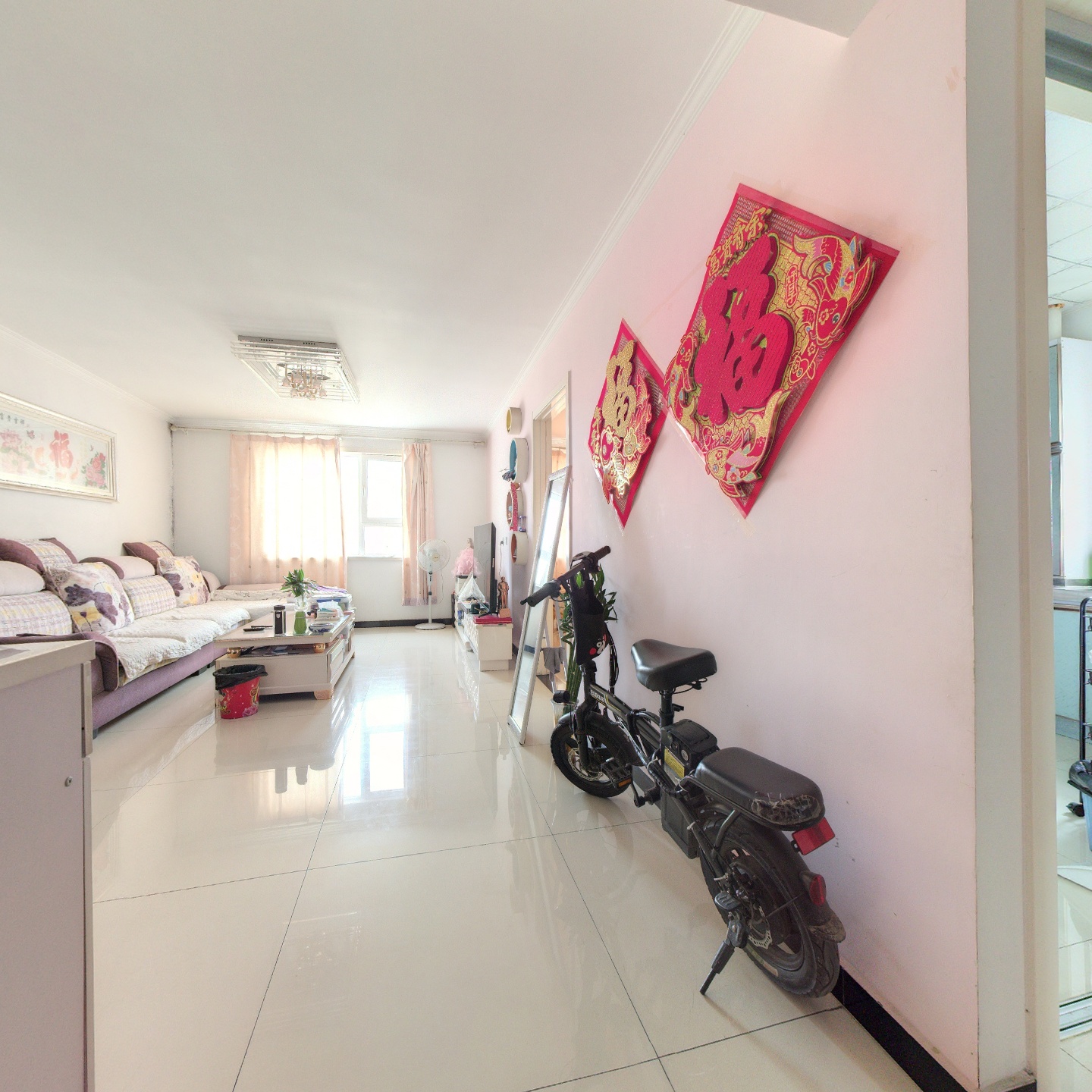 中高楼层，全天采光，房本满二 带装修