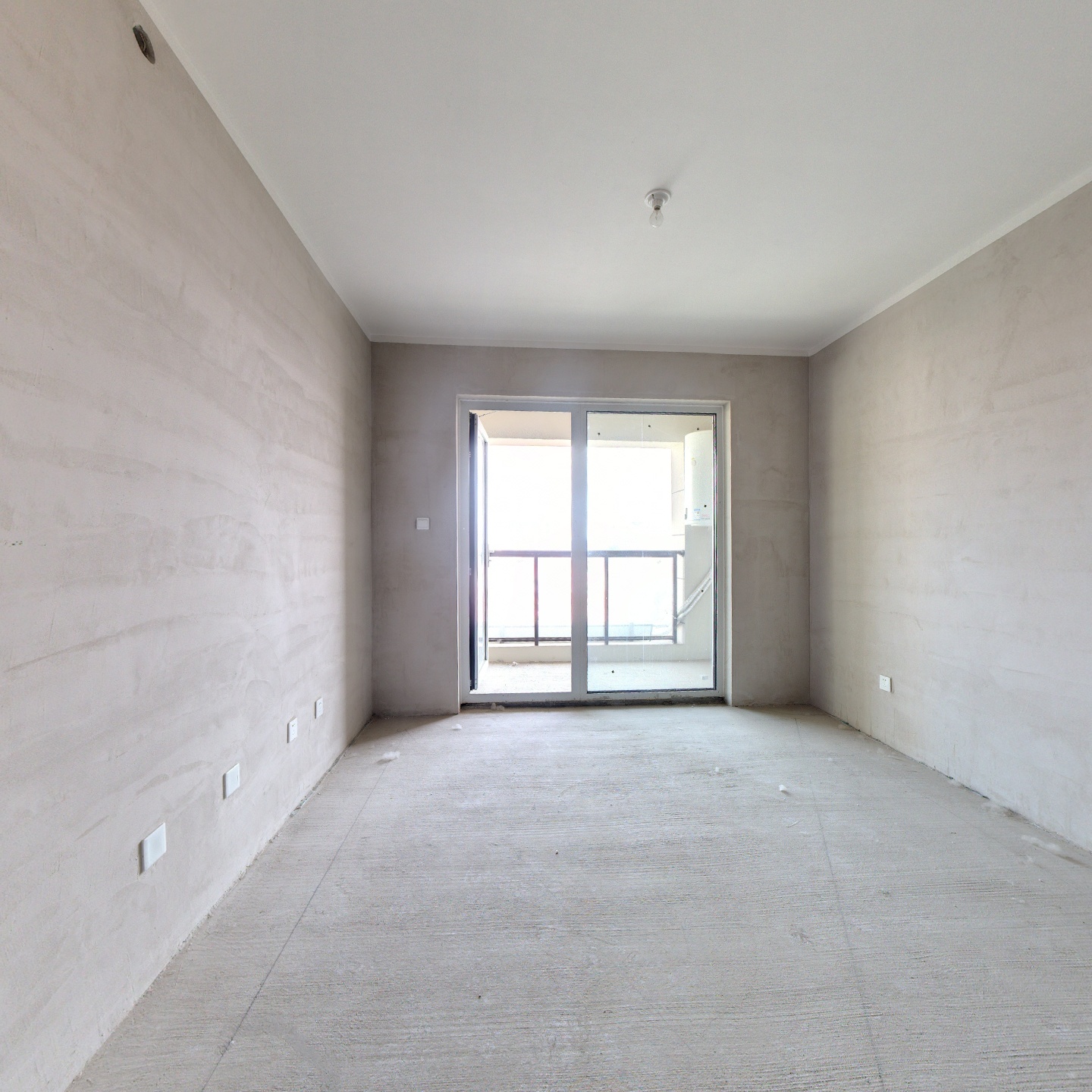 西丁双塔改善型社区 双阳台 全阳面 名厨龙湖物业