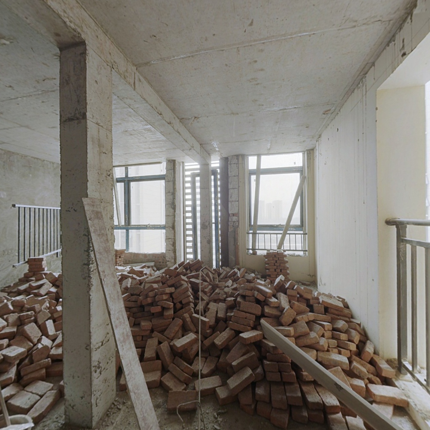 楼层好视野开阔,户型方正,交通便利有轻轨公交配套全-重庆中庚城二手