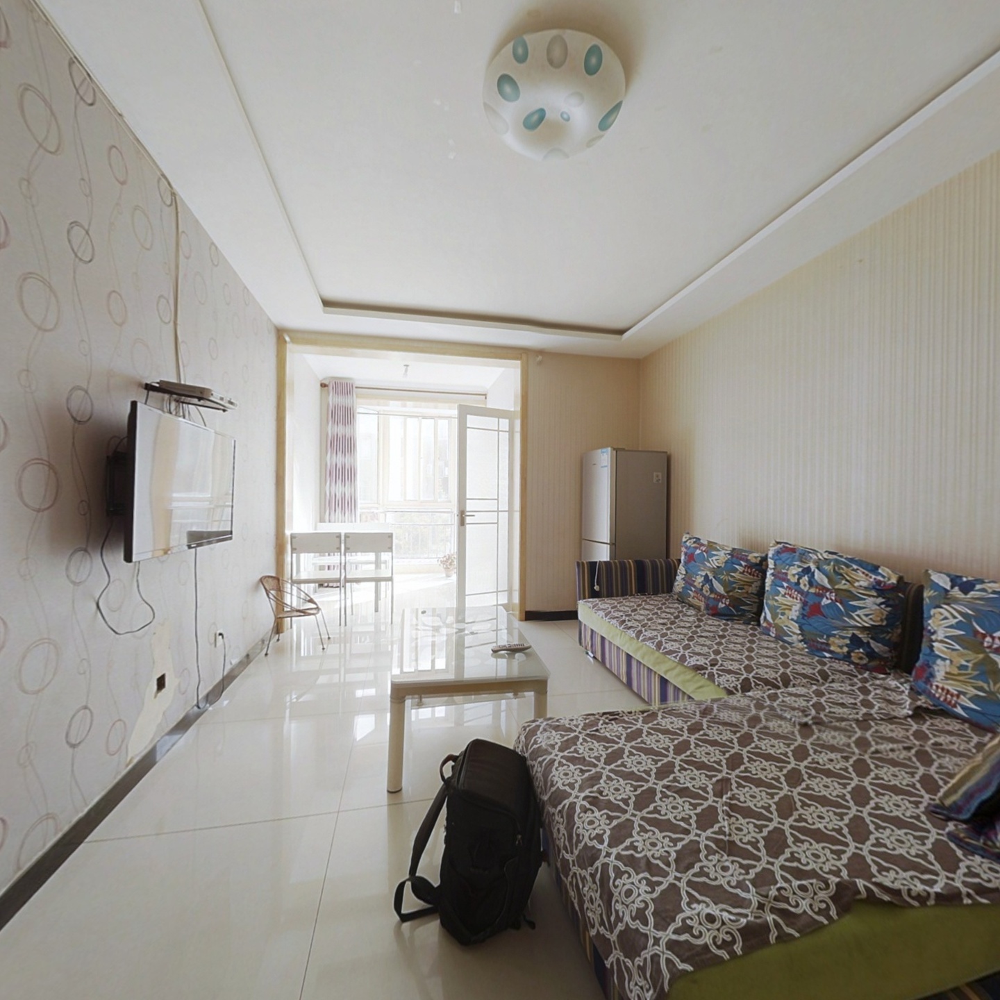 名流枫景五六期 南向一居 中间层采光好