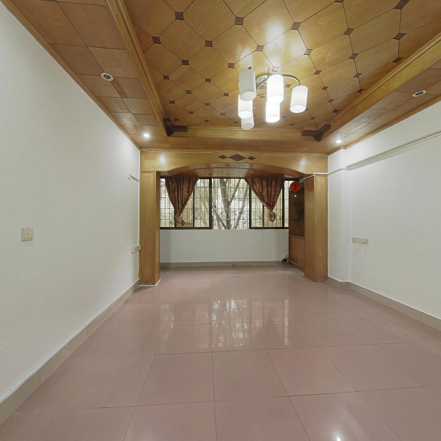 增城区荔城街城丰路2室2厅南向低楼层