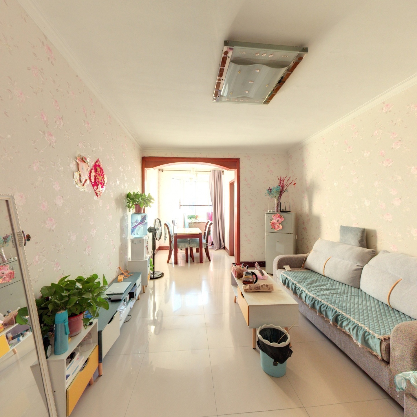 精装修 满五 税费低 目前出租中