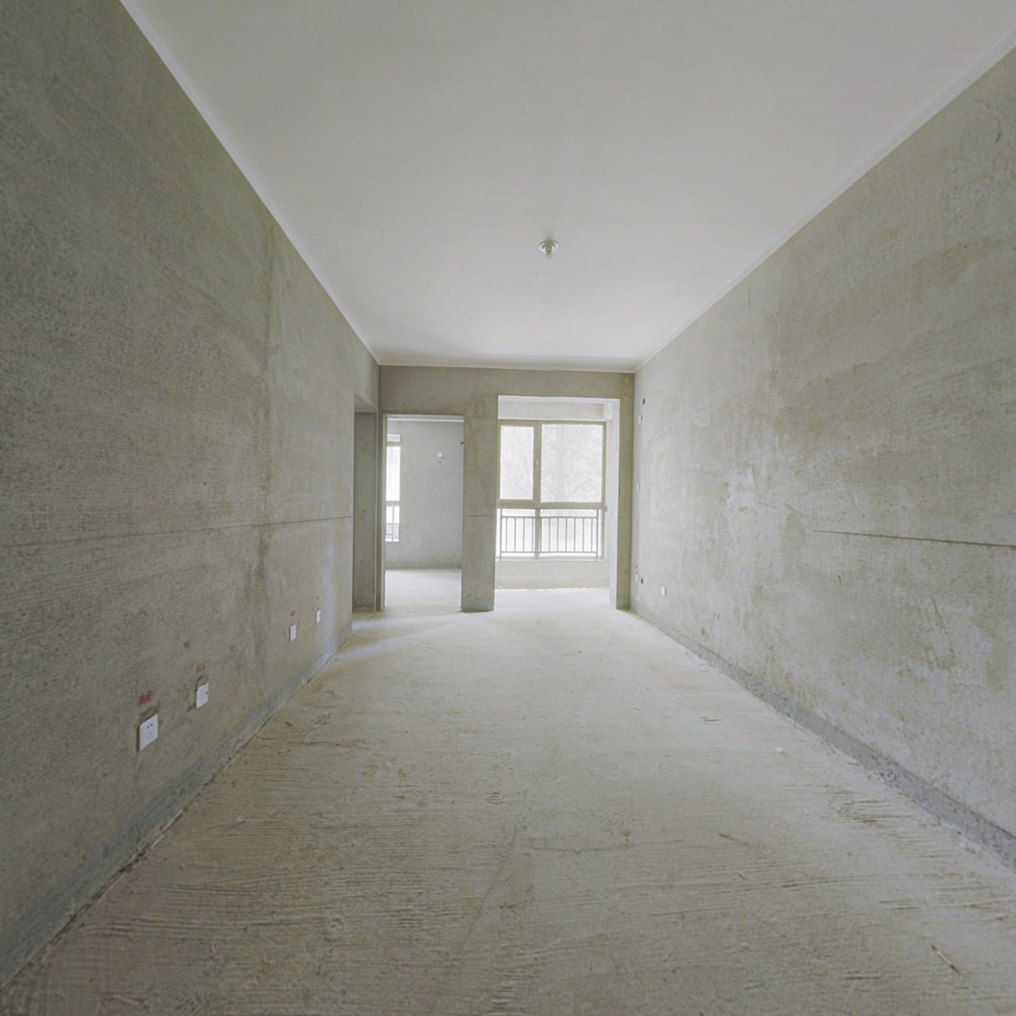 2017年建的新小区 集中供暖 人车分流 刷卡入园