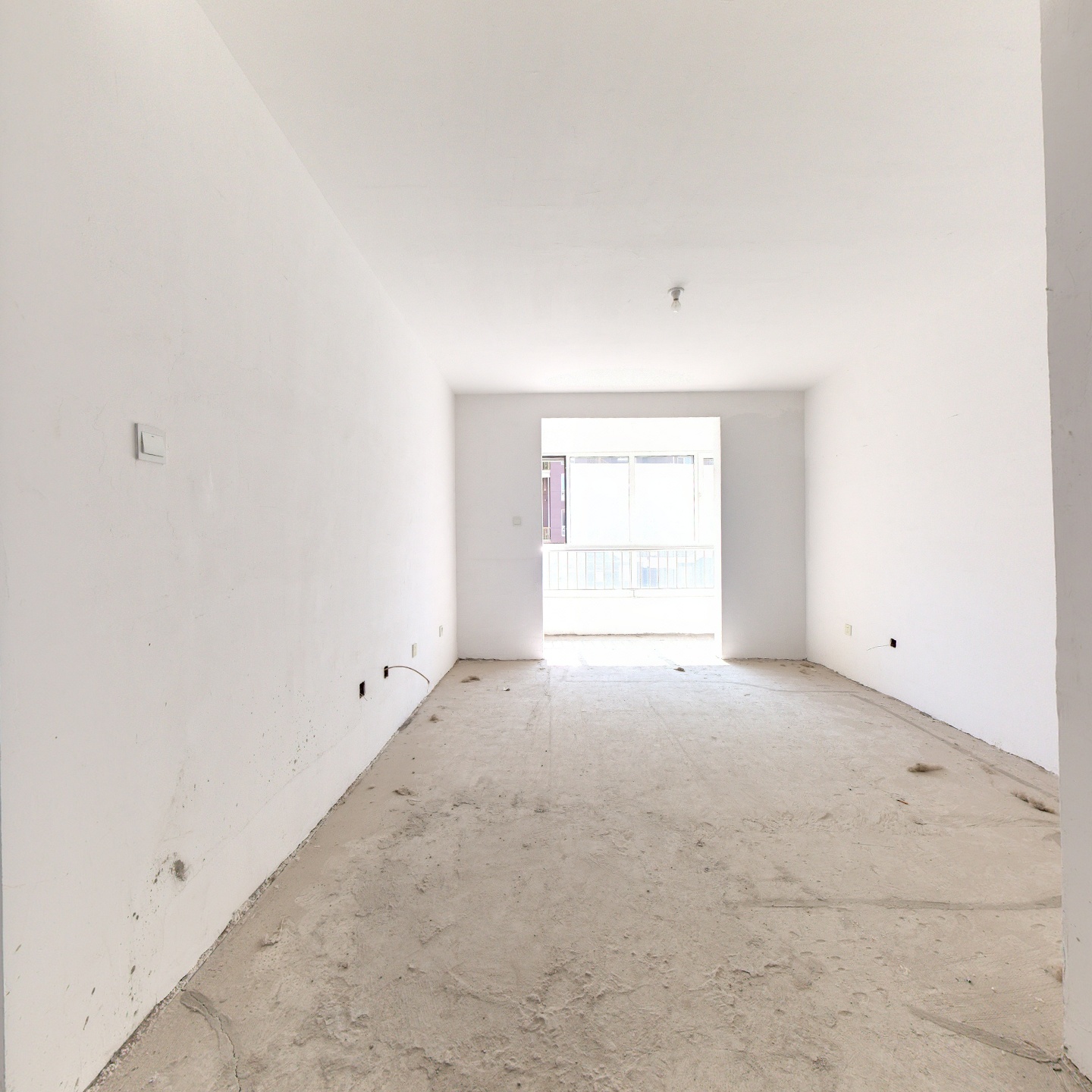 天地新城 户型通透 随时过户  户型方正