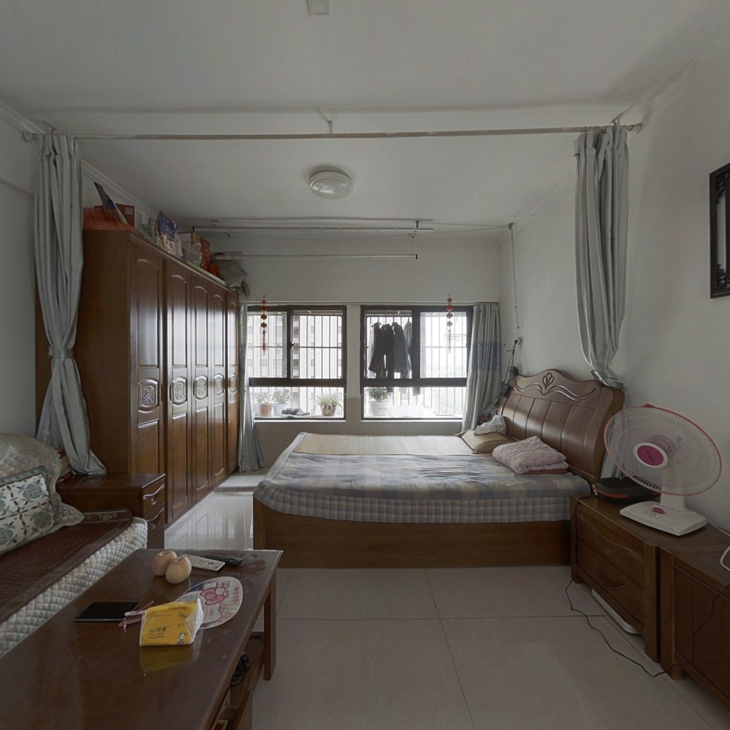 华南城一期 七十年产权精装公寓 拎包入住