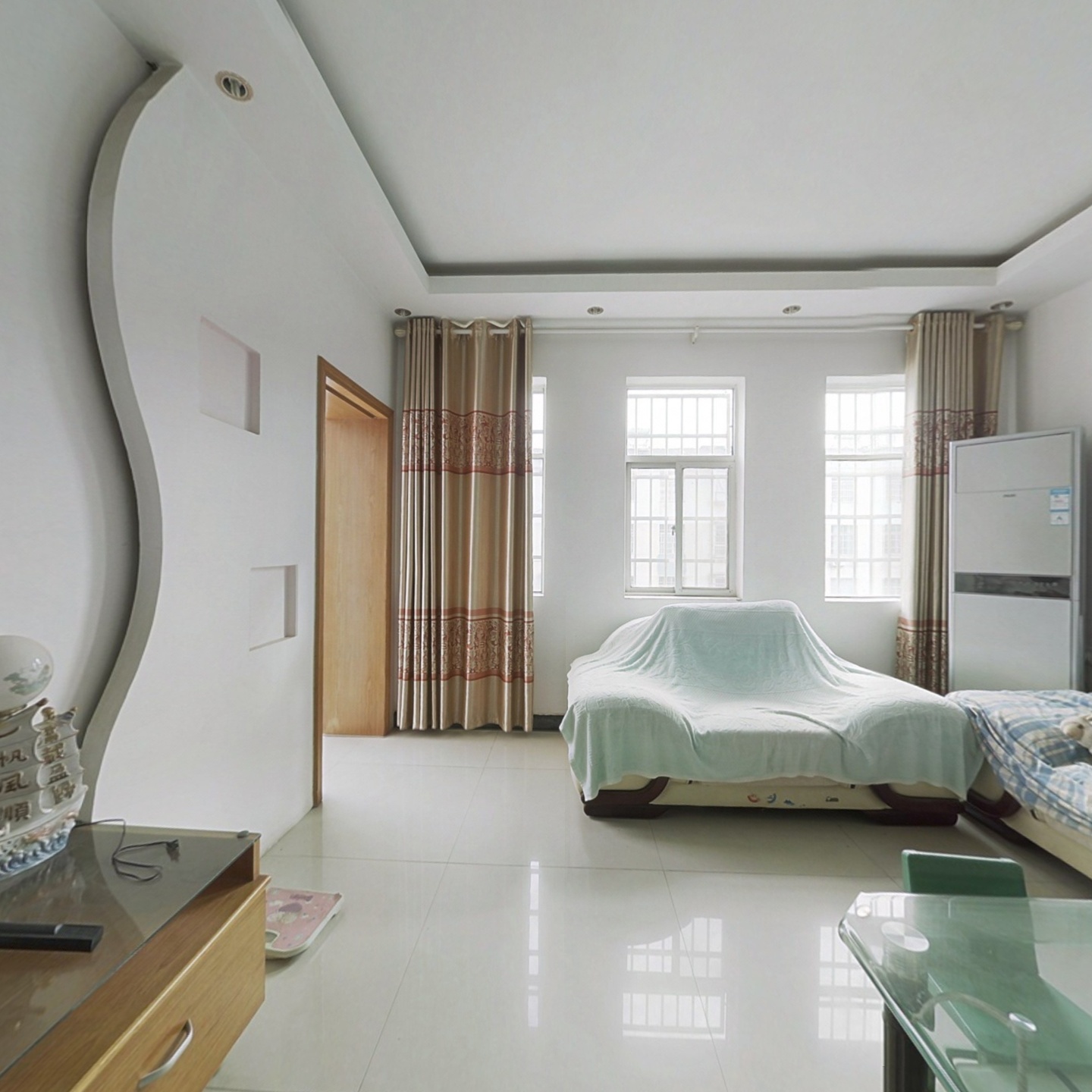 向塘翠湖名都毛坯房客厅卧室方正 空间划分和谐有序