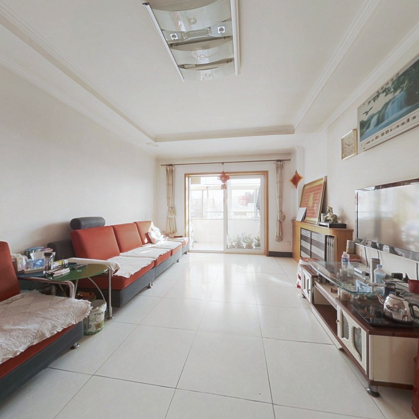 政法街旁精装修两居室出售南北通透户型号