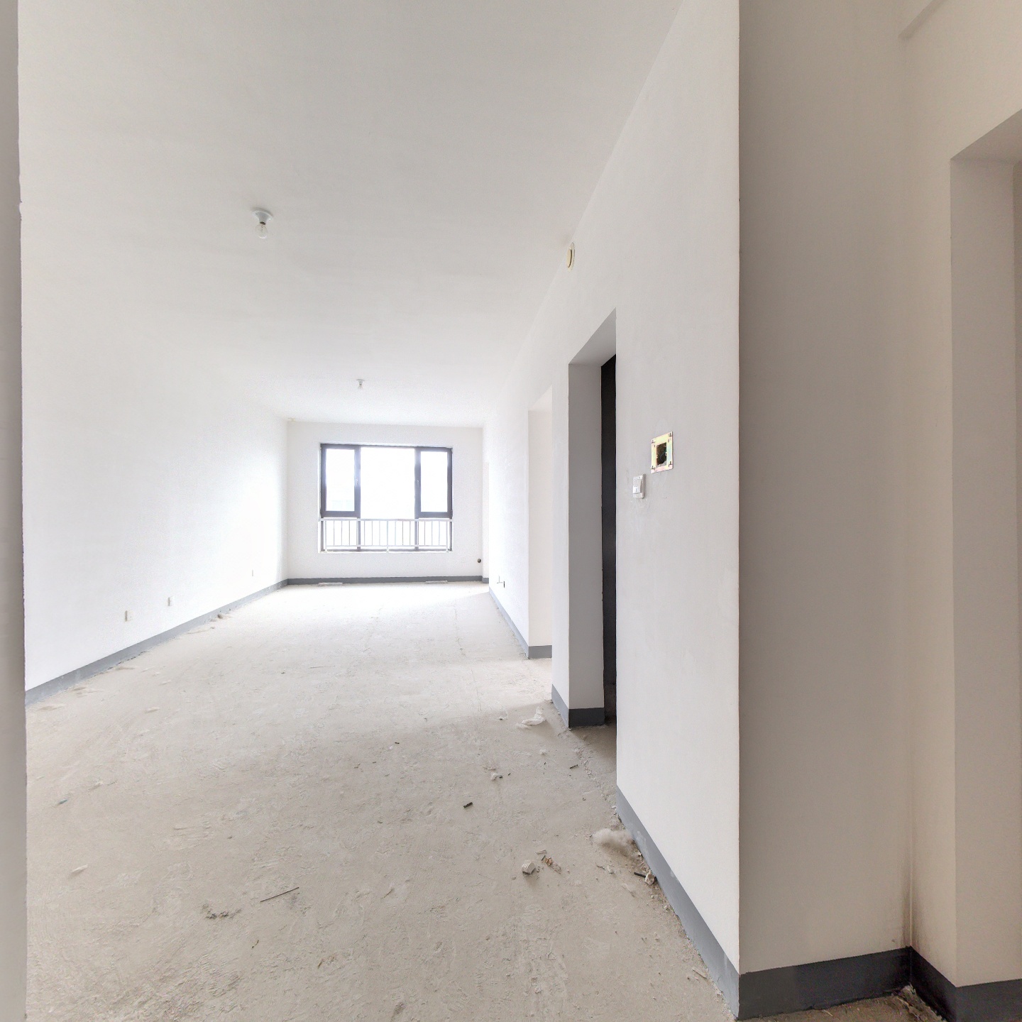 鸿坤理想湾 三居室 环境好 采光好 户型方正