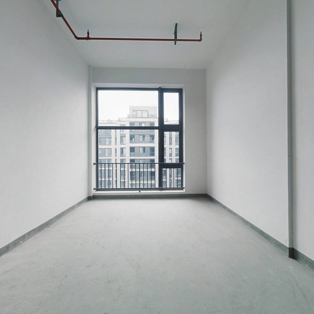 瓯海区府旁唯一公寓 4.2米层高 写字楼旁适合白领