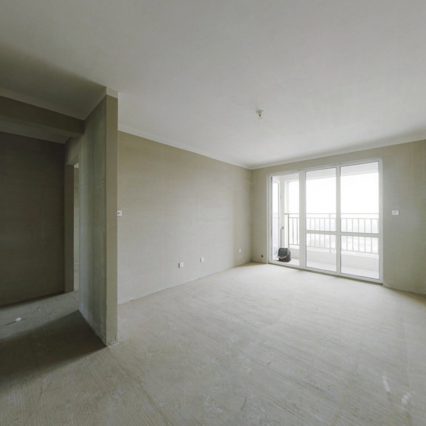 南北通透大三居，采光好，视野好，小区环境好