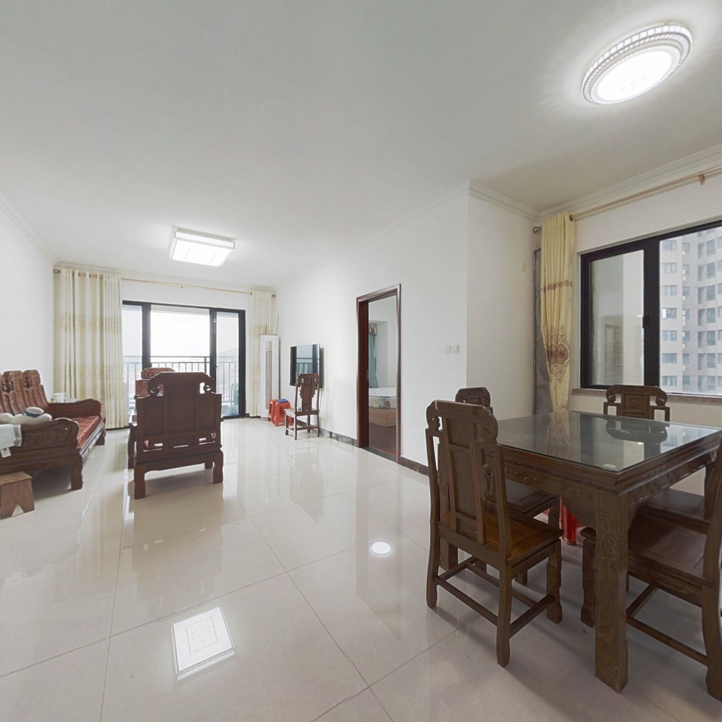 金海大桥桥头堡精装三房业主诚心出售看房方便