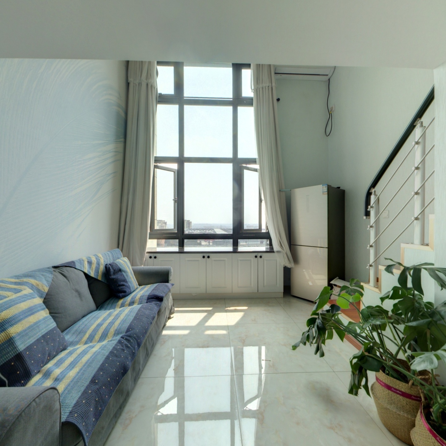 怡丰城公寓买放松全套家具热水器洗衣机空调床和床垫