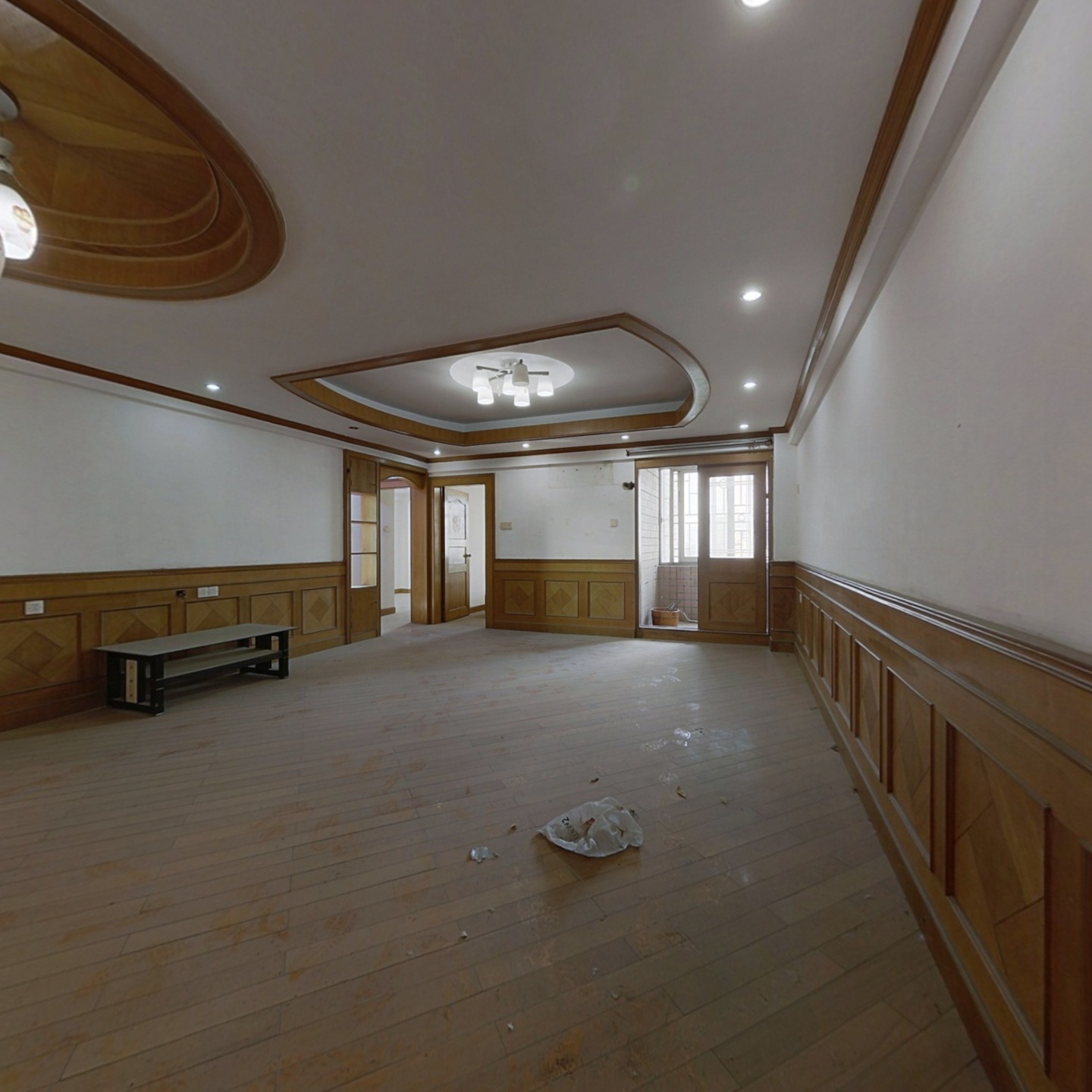 中楼层 视野好 采光好 看房方便_广州鸿森大厦二手房3室2厅117平米