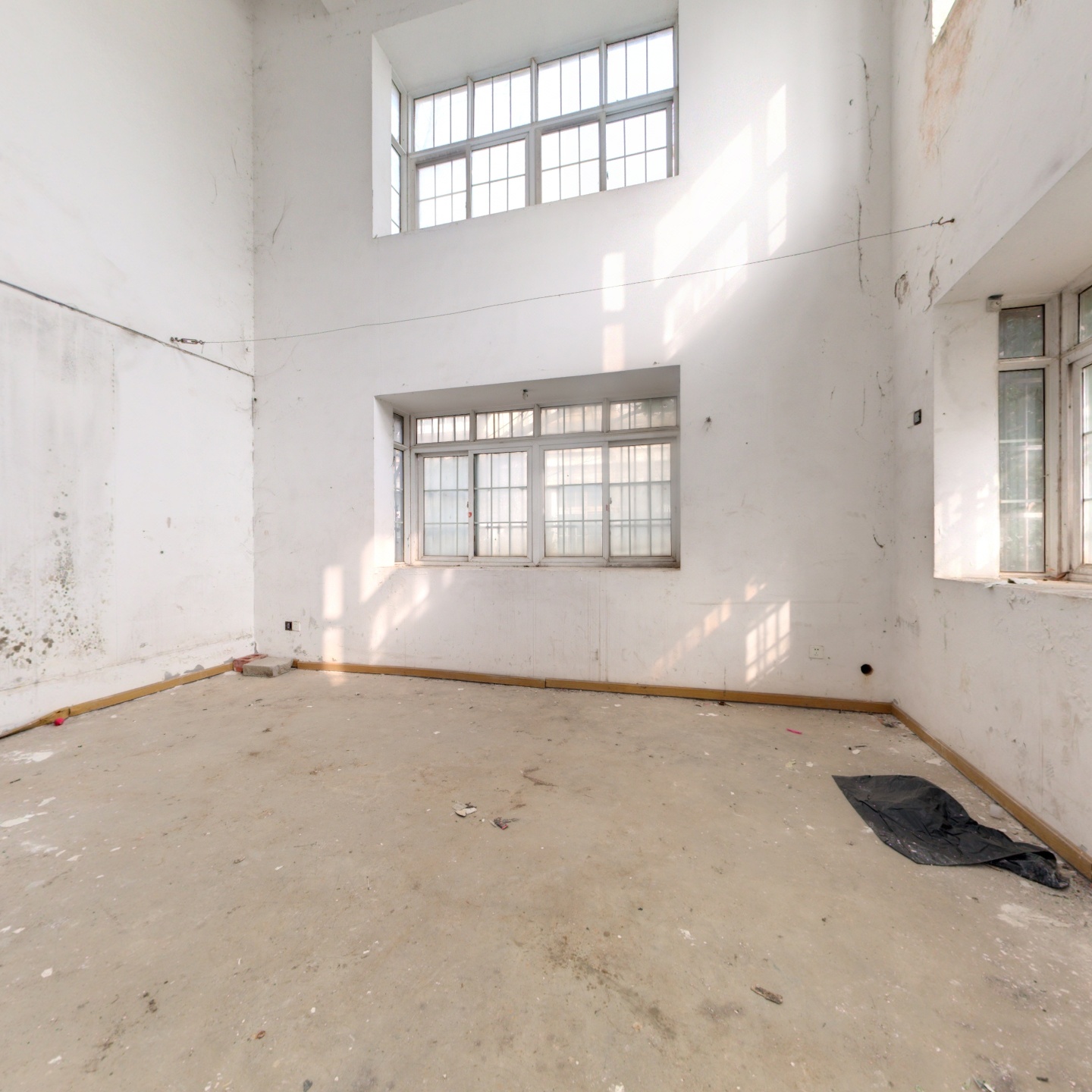 碧海花园双拼别墅花园有一百多平 武汉东西湖金银湖碧海花园二手房 武汉链家