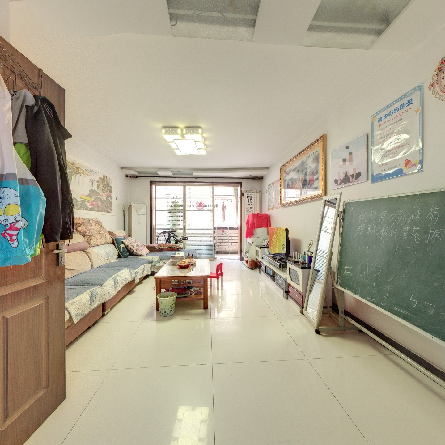 南北通透经典两室，视野开阔，无遮挡。