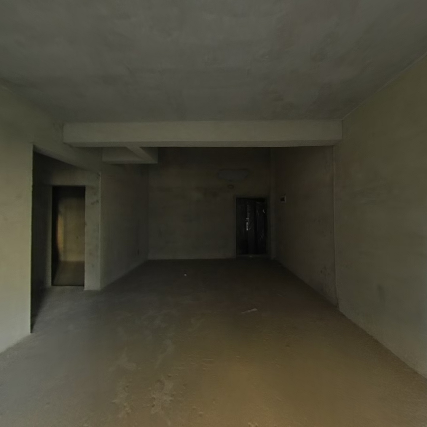 金河湾毛坯四房两厅两卫138平方的复式楼