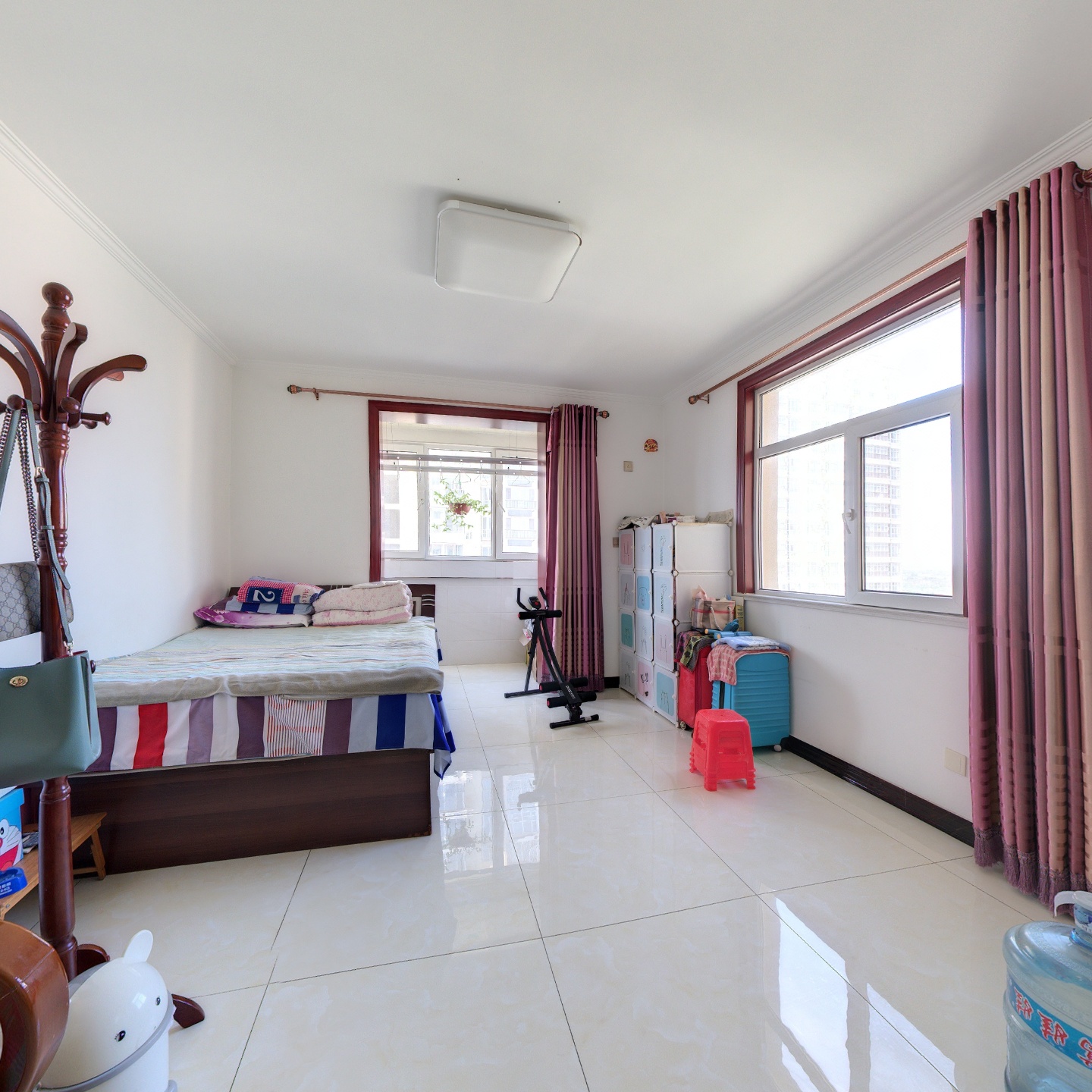 双塔社区 精装修小户型  首付5万 价格还可以谈