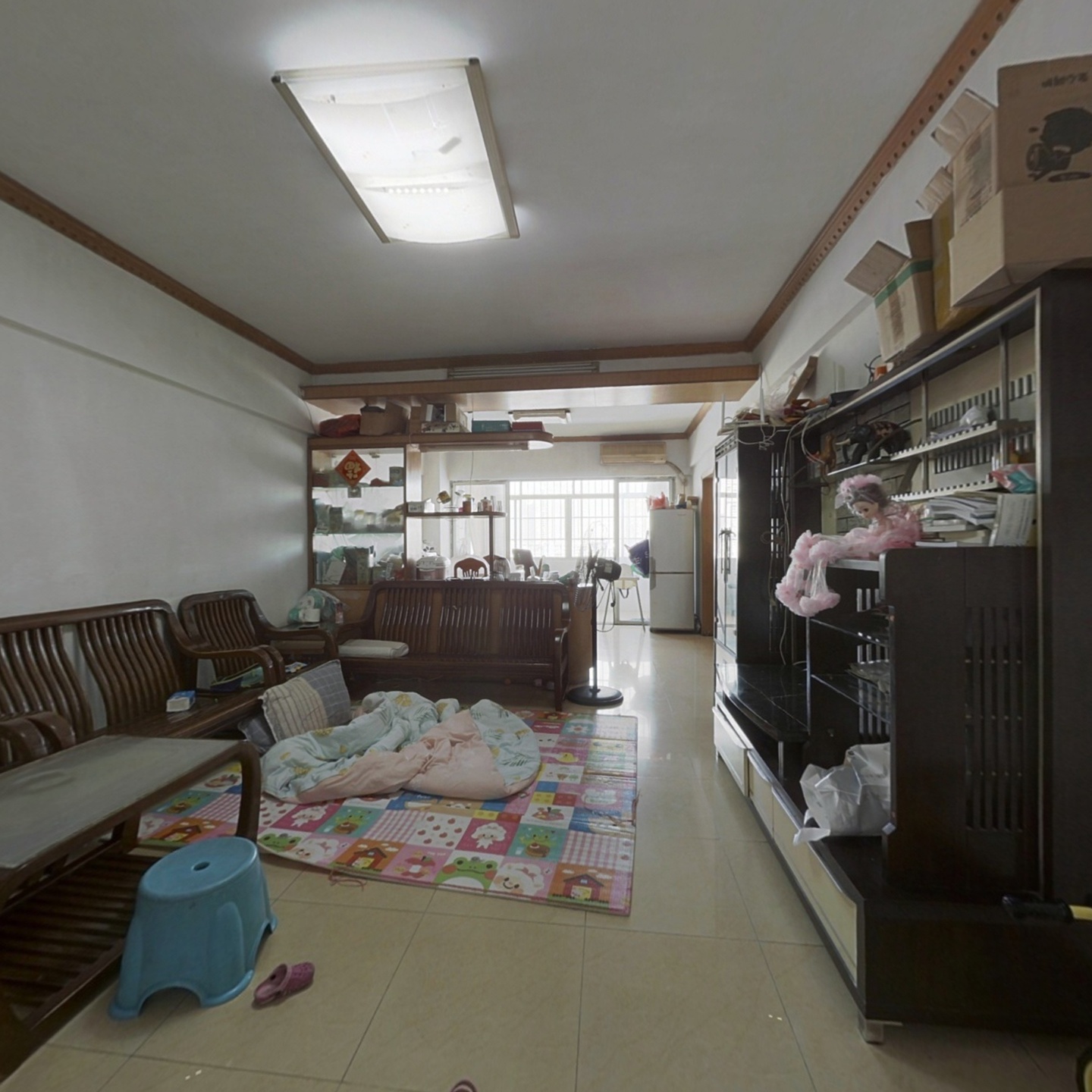 谊园小区 正规大两房 全明屋 带大平台