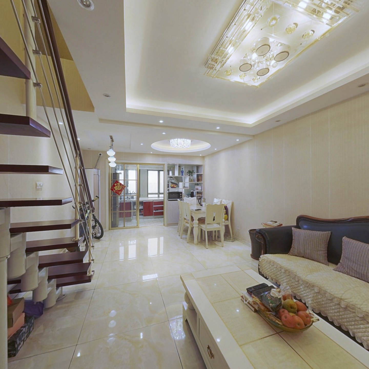 中环城国际公寓 168东区 70年产权通燃气 精华三室