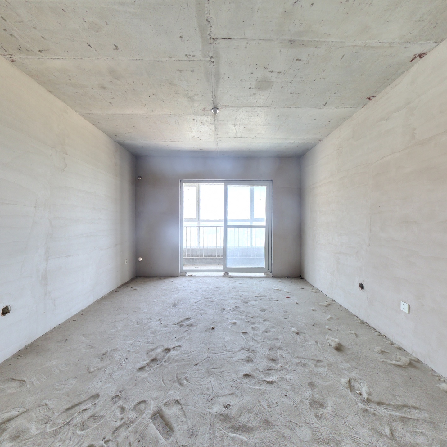 此房房本满二，南北通透格局，楼层中高层，明厨明卫