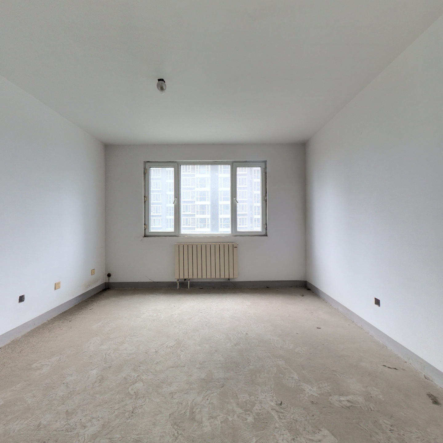 老城区的精品楼盘，位置好，配套设施齐全，西丁，双塔