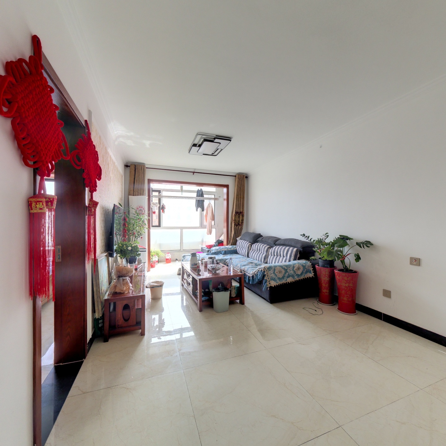 中间楼层  南向两居室  带地下室  房本满二