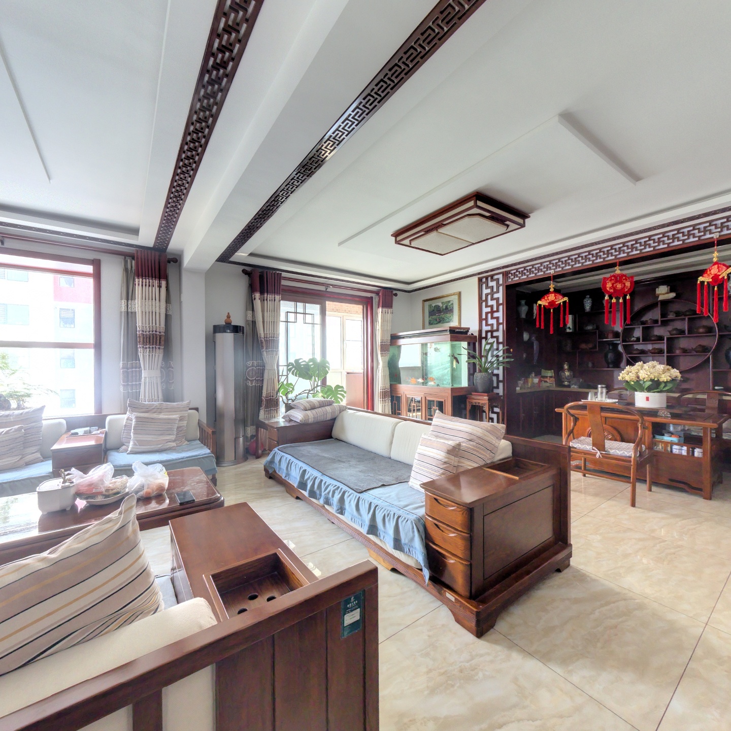 中高楼层 采光好 无尾款 两套房子打通 大平层