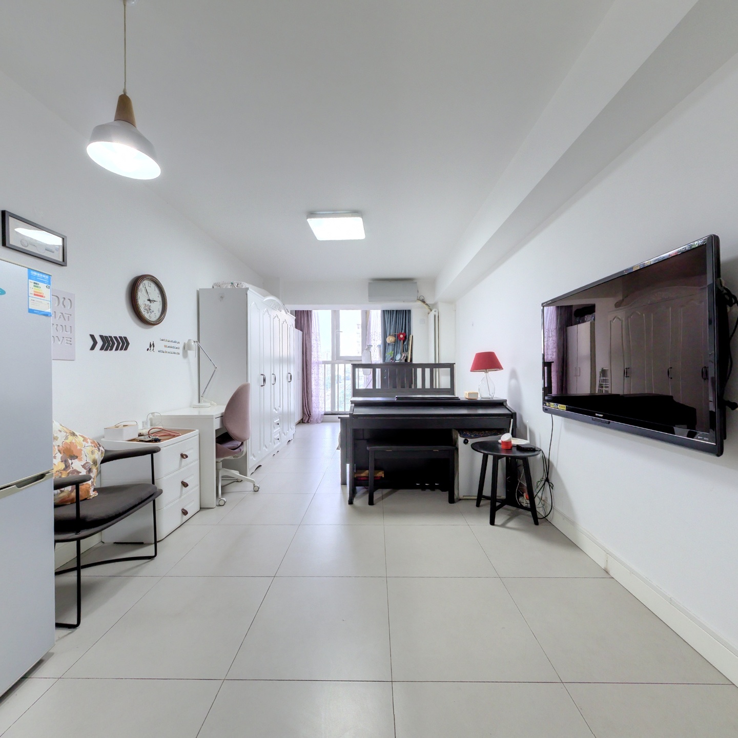 東方財富朝東向小戶型精裝修拎包入住