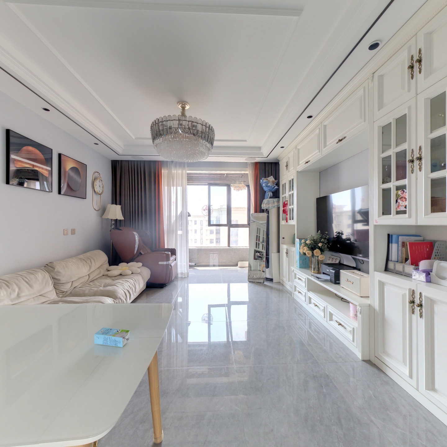 4居室 精装修 明卫 主卧转角窗 带家具家电 南北通透