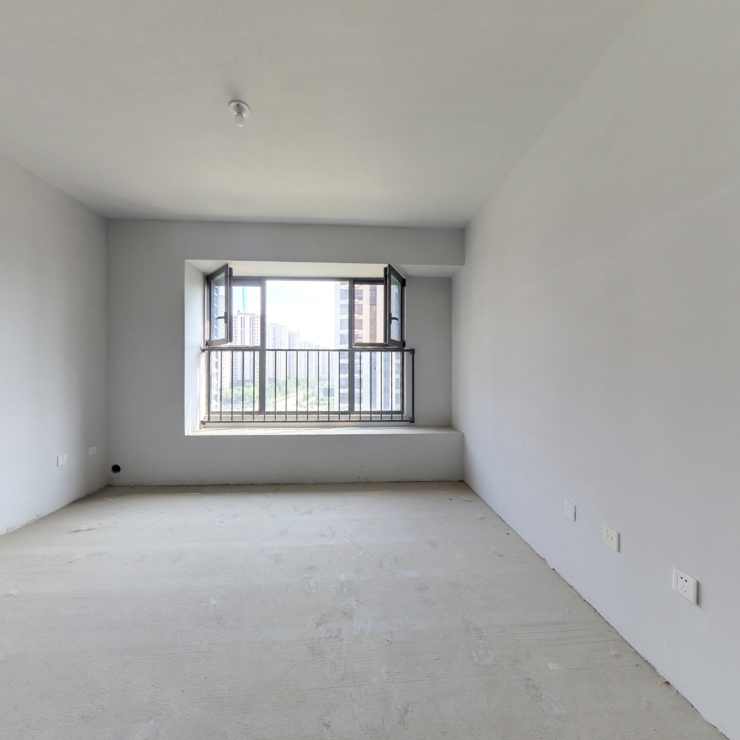 2卫 北区东侧楼栋 有本 中层 南北通透3居