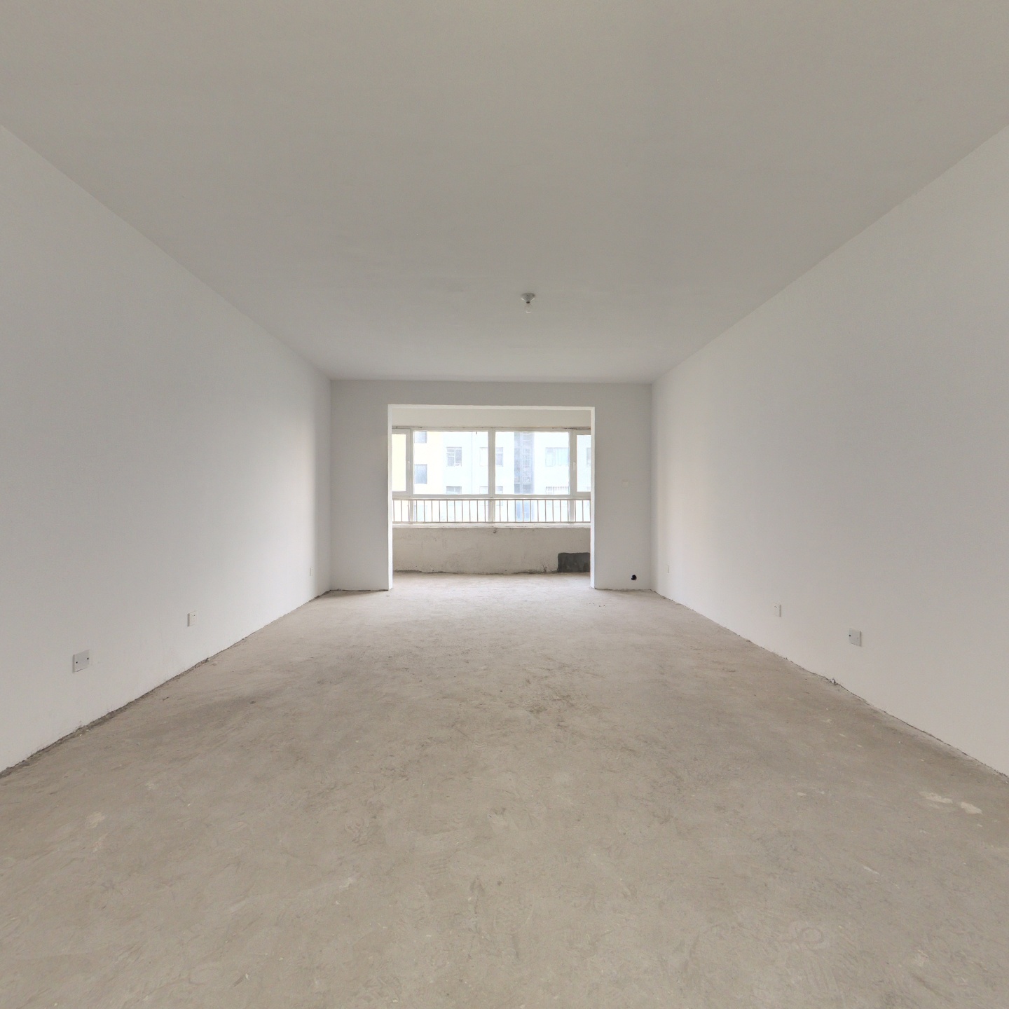 市中国际花园电梯是那楼141平带车库储证件齐全税低