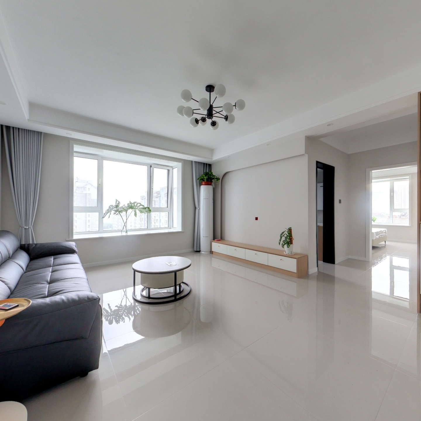 上圣水摇文昌！电梯8楼精装未住！带车储！