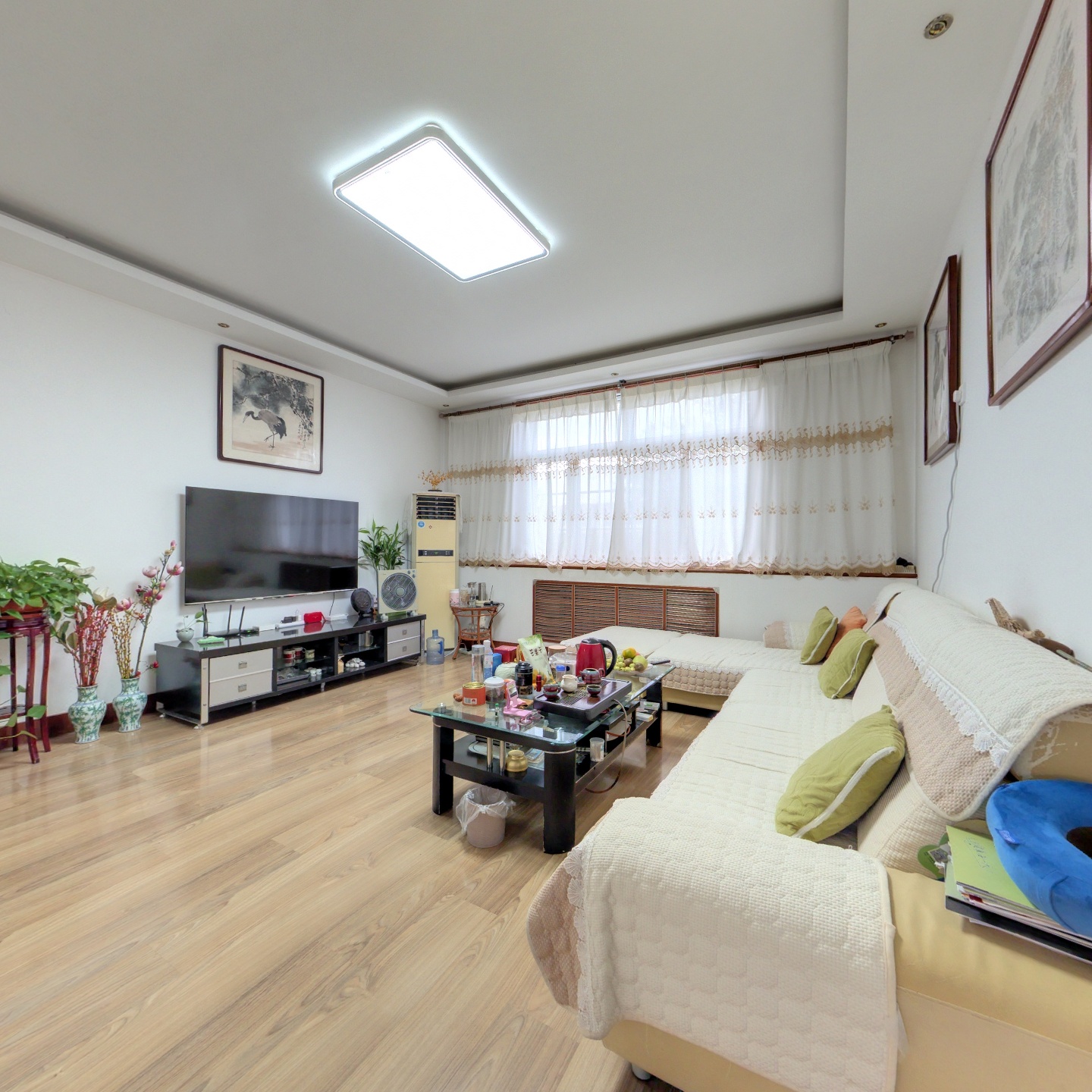 云门山花园 2楼 3室带车库 储藏室 采光好