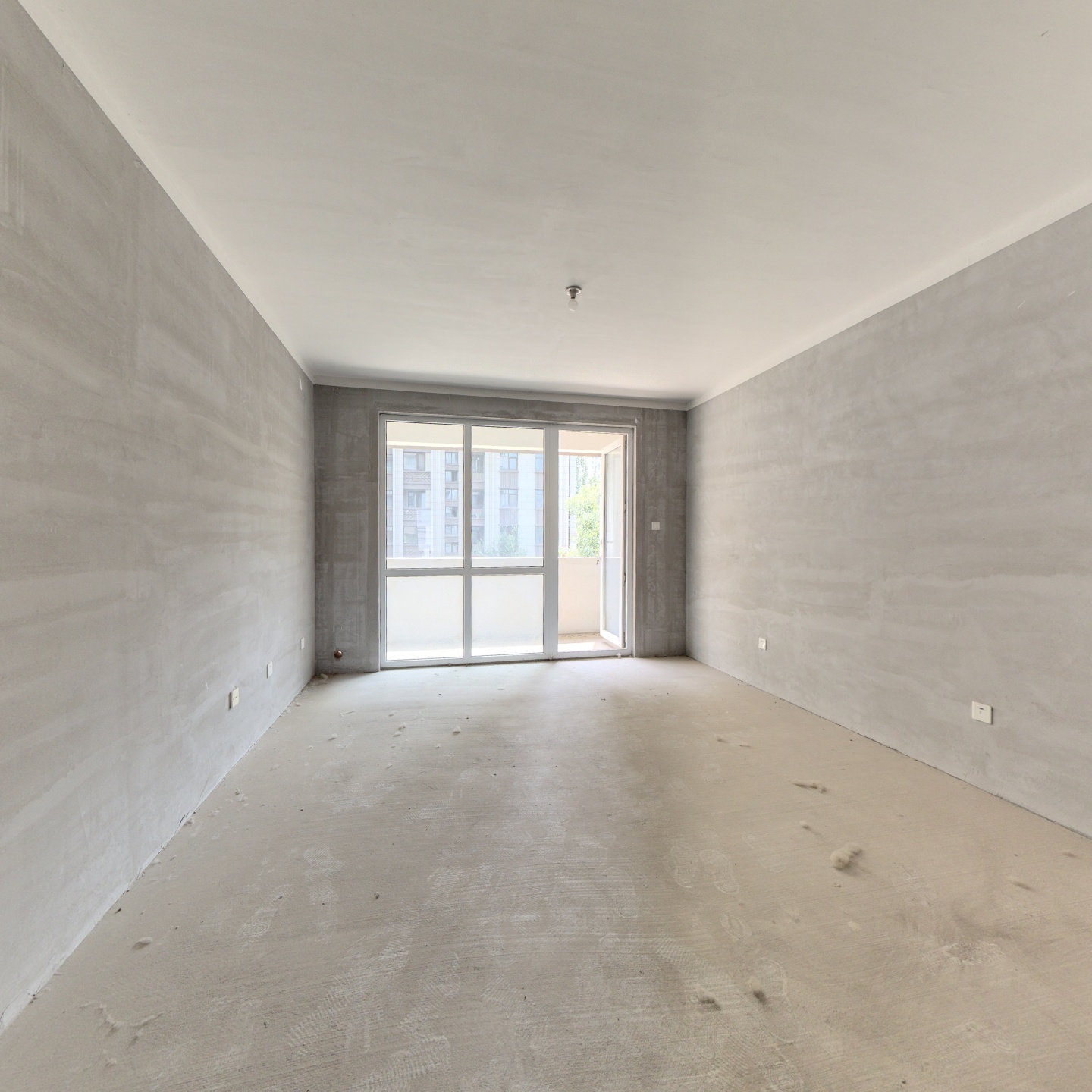 步行5min上高铁，南北通透小洋房