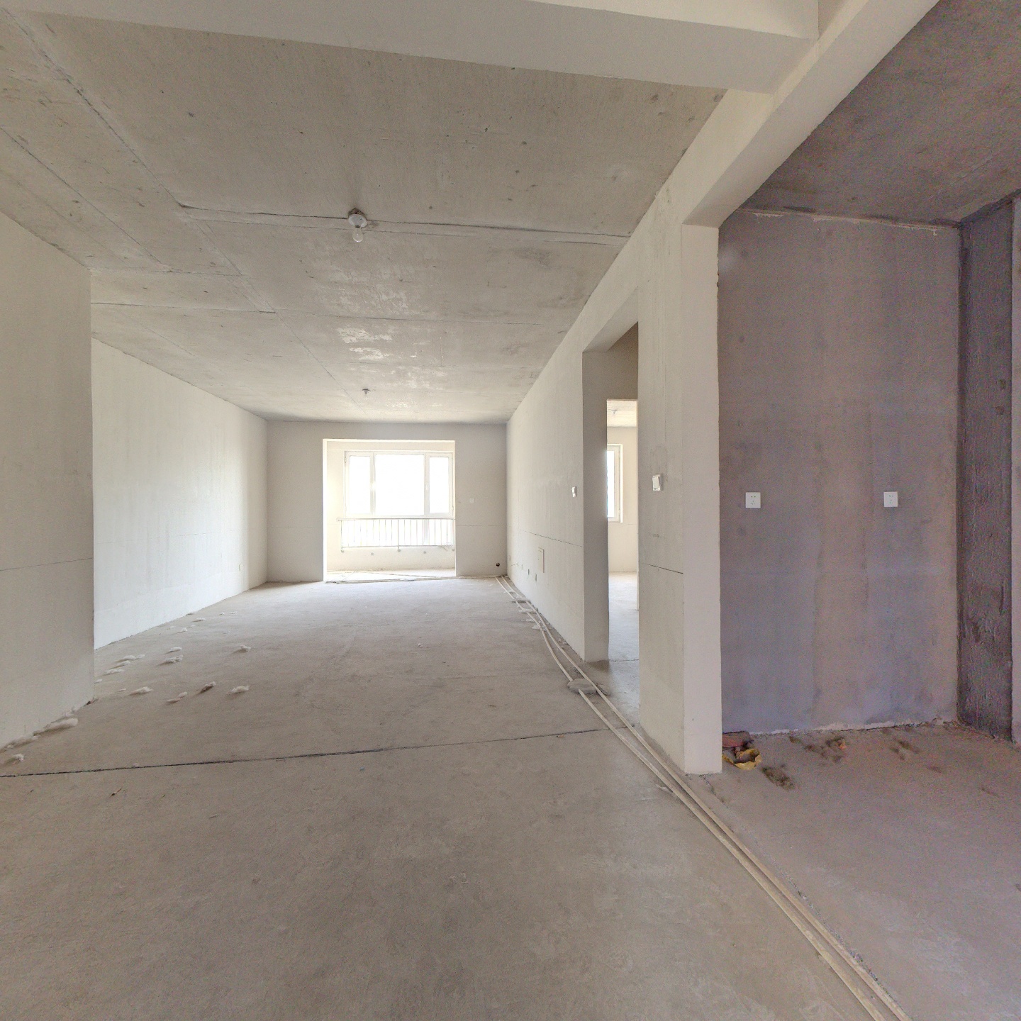 出售香邑溪谷洋房  三居双卫  采光好