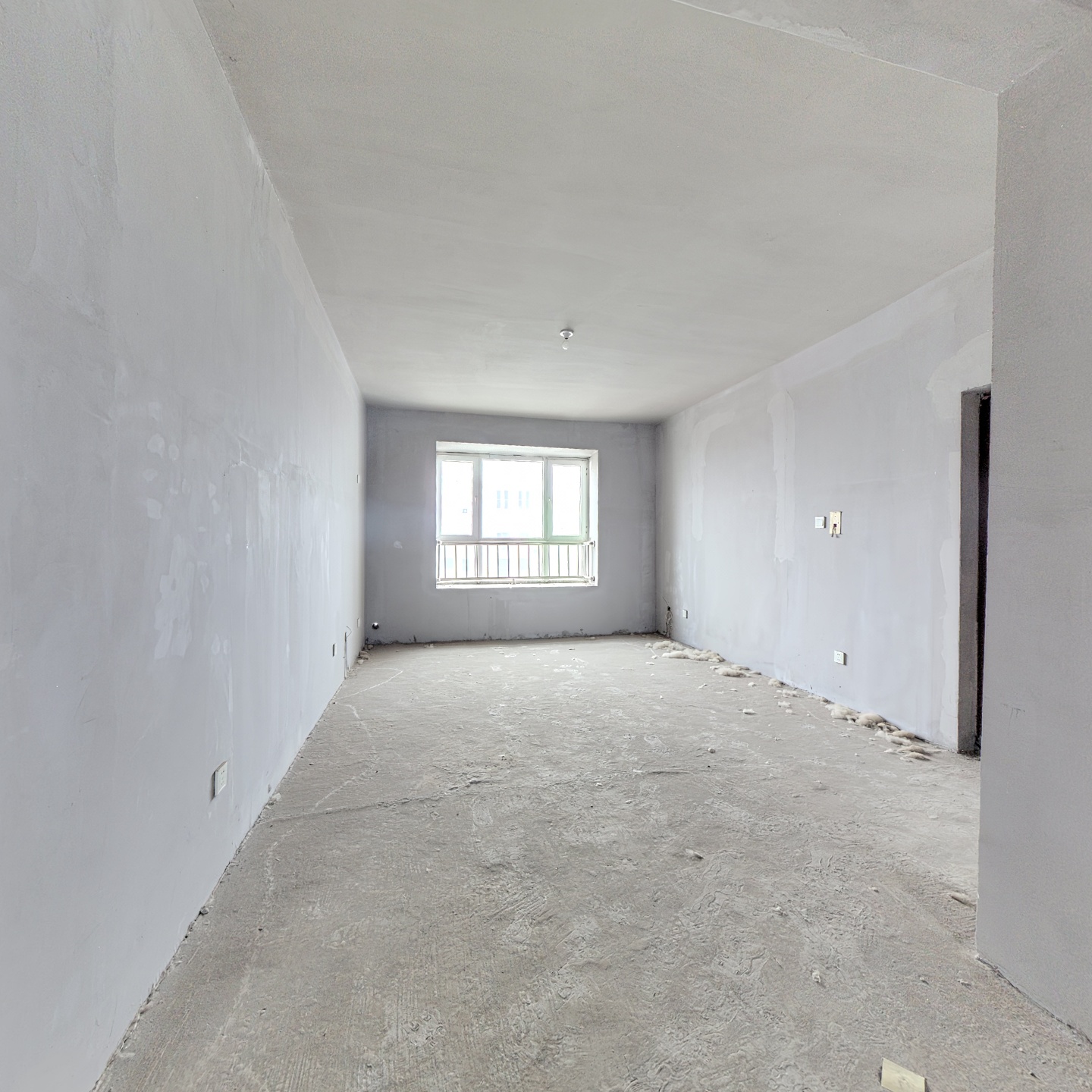 南北通透，正规三居室，毛坯房...