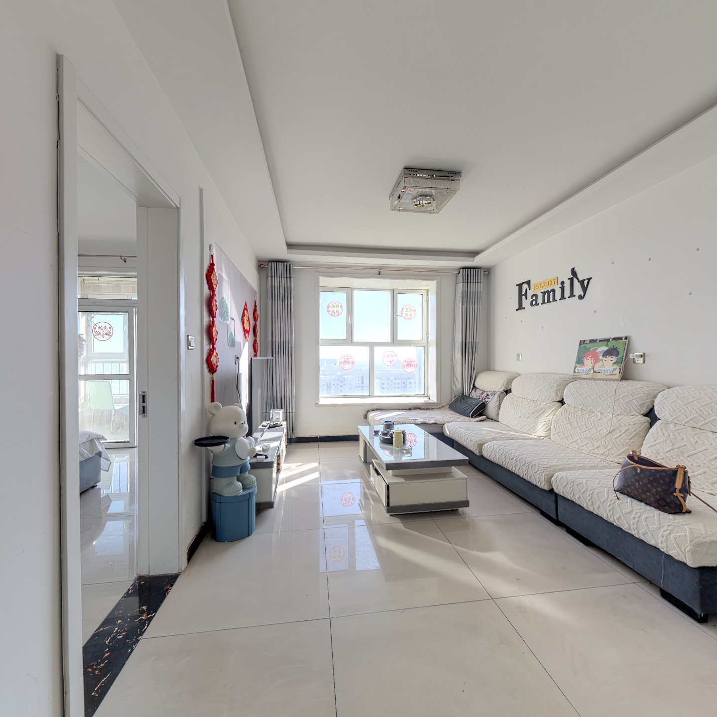 精装修 南2居 次顶层 拎包入住 满二 看房方便