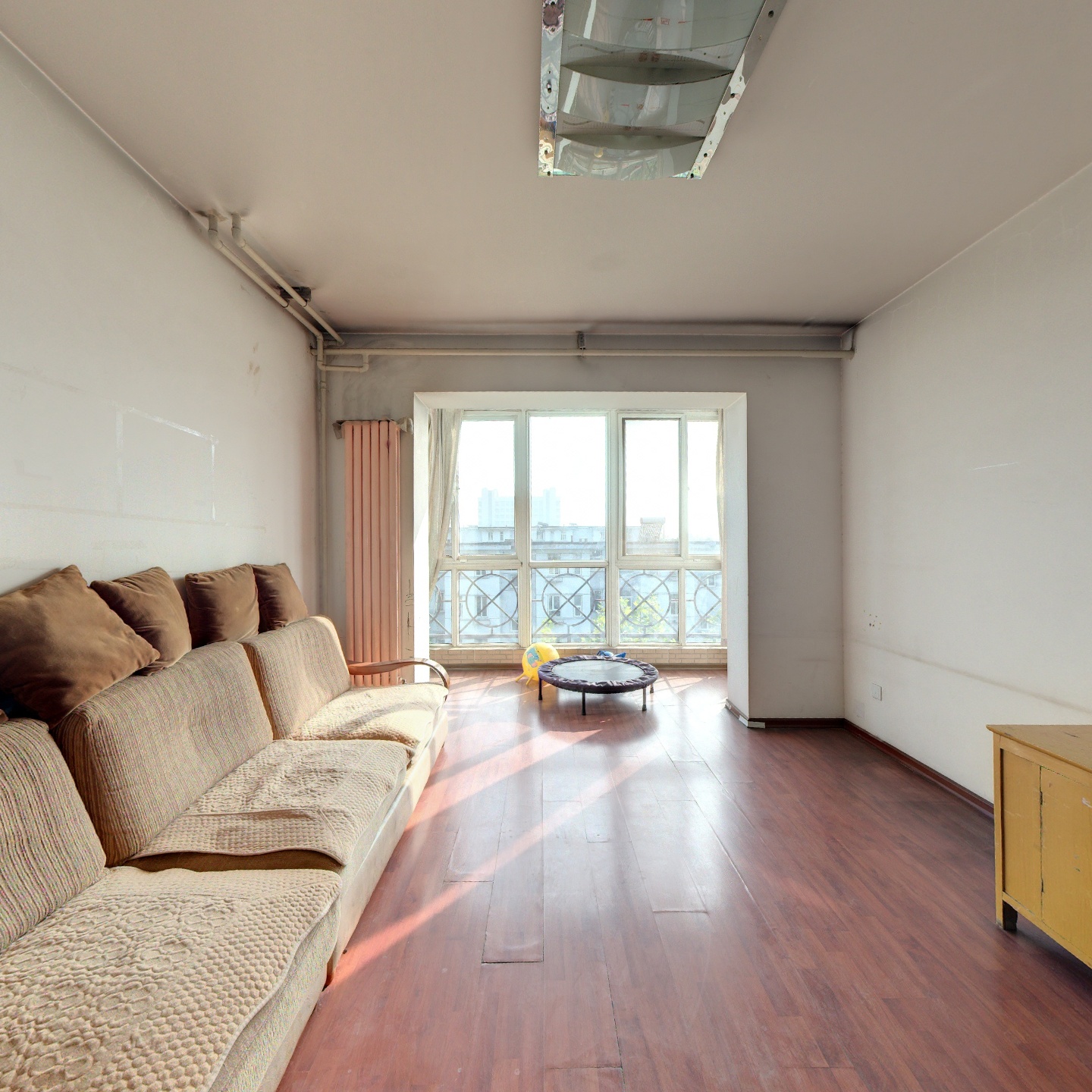 永安小区，物探三号院，位于甲秀路