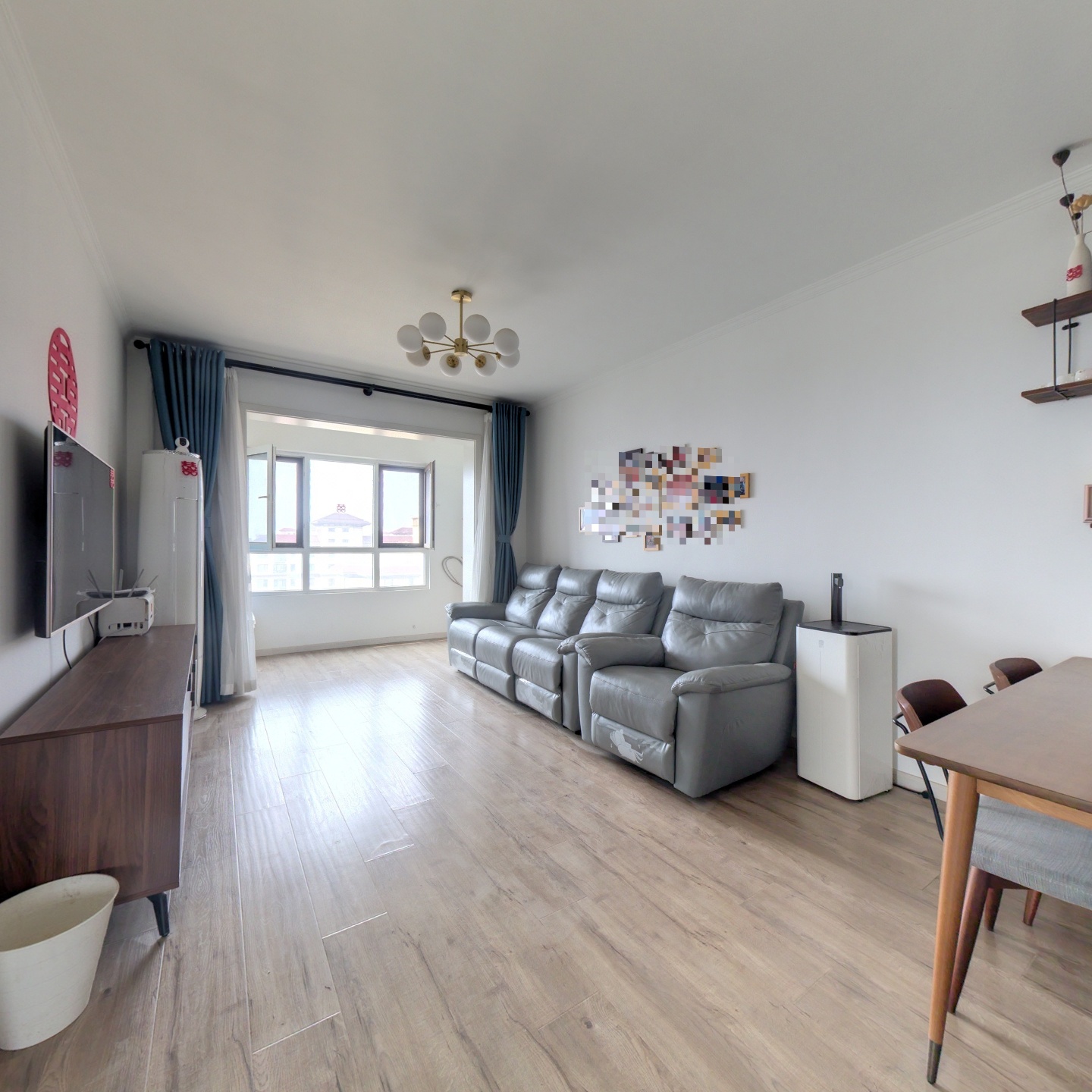 此房房本在手 房龄新 一梯两户布局 南北通透