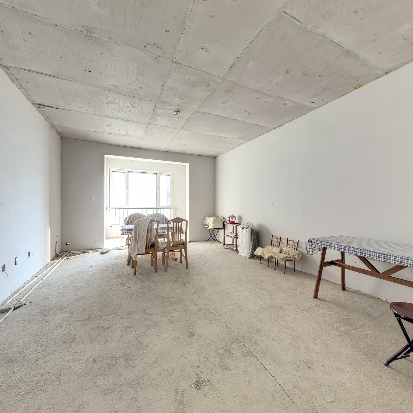 ，户型好，南北通透，采光高，交通便利，小区人车分流