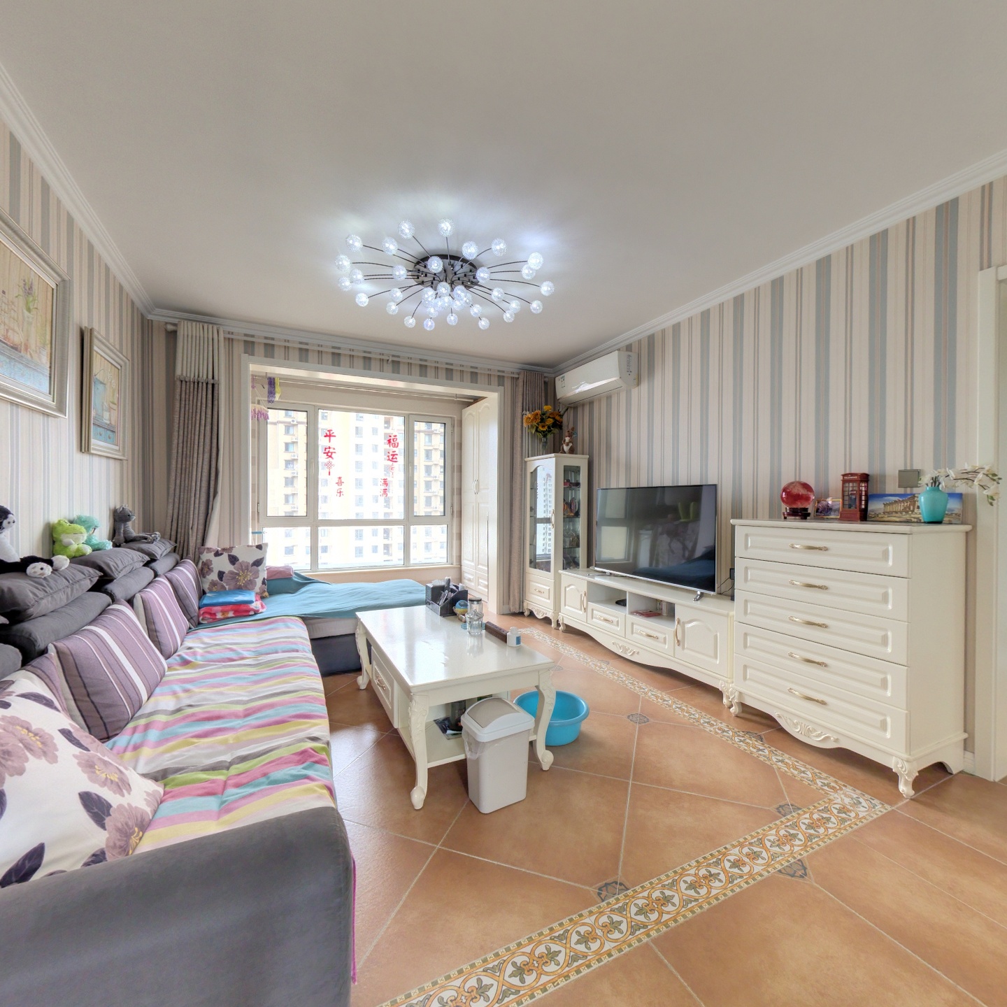 精装修，高楼层香邑溪谷洋房社区3居室明厨明卫