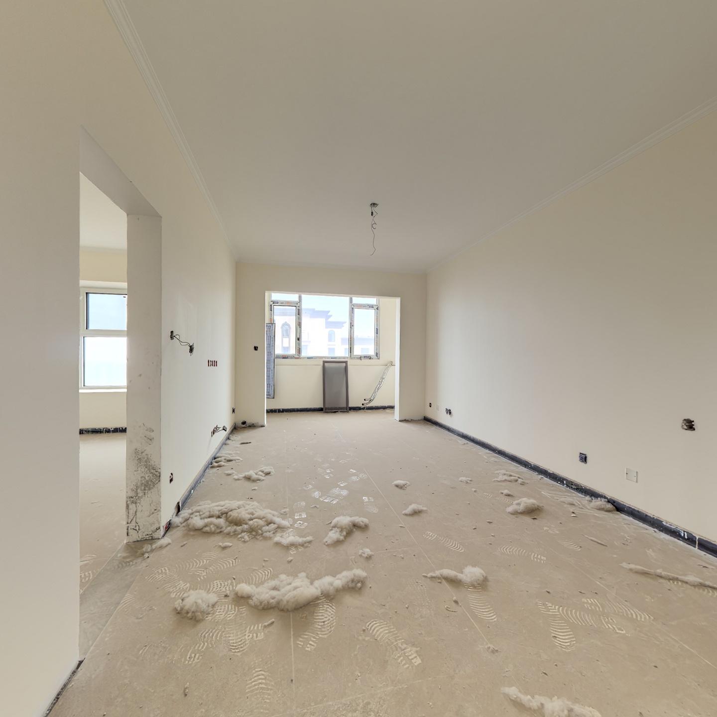 上园大复式挑空六米带80平大lu台