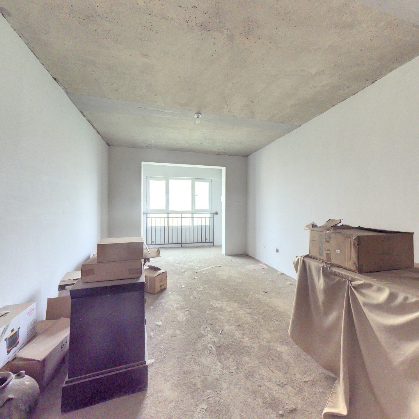 南北通透两居室随意装修 环境好 人车分流 交通便利